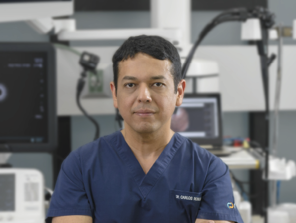 Dr Carlos R